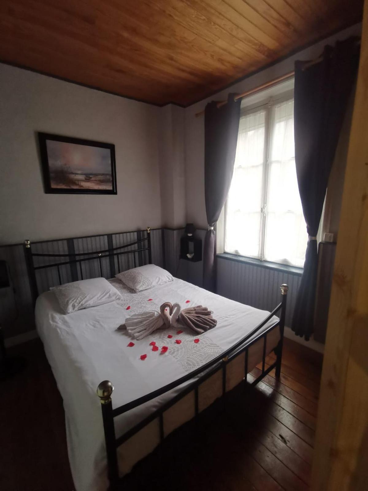 Appartement Avec Balcon Au 1Er Etage Vue Laterale Mer A 50 Metres De La Plage A Mers Les Bains. Экстерьер фото